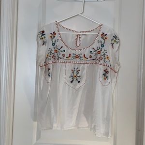 Embroidered shirt